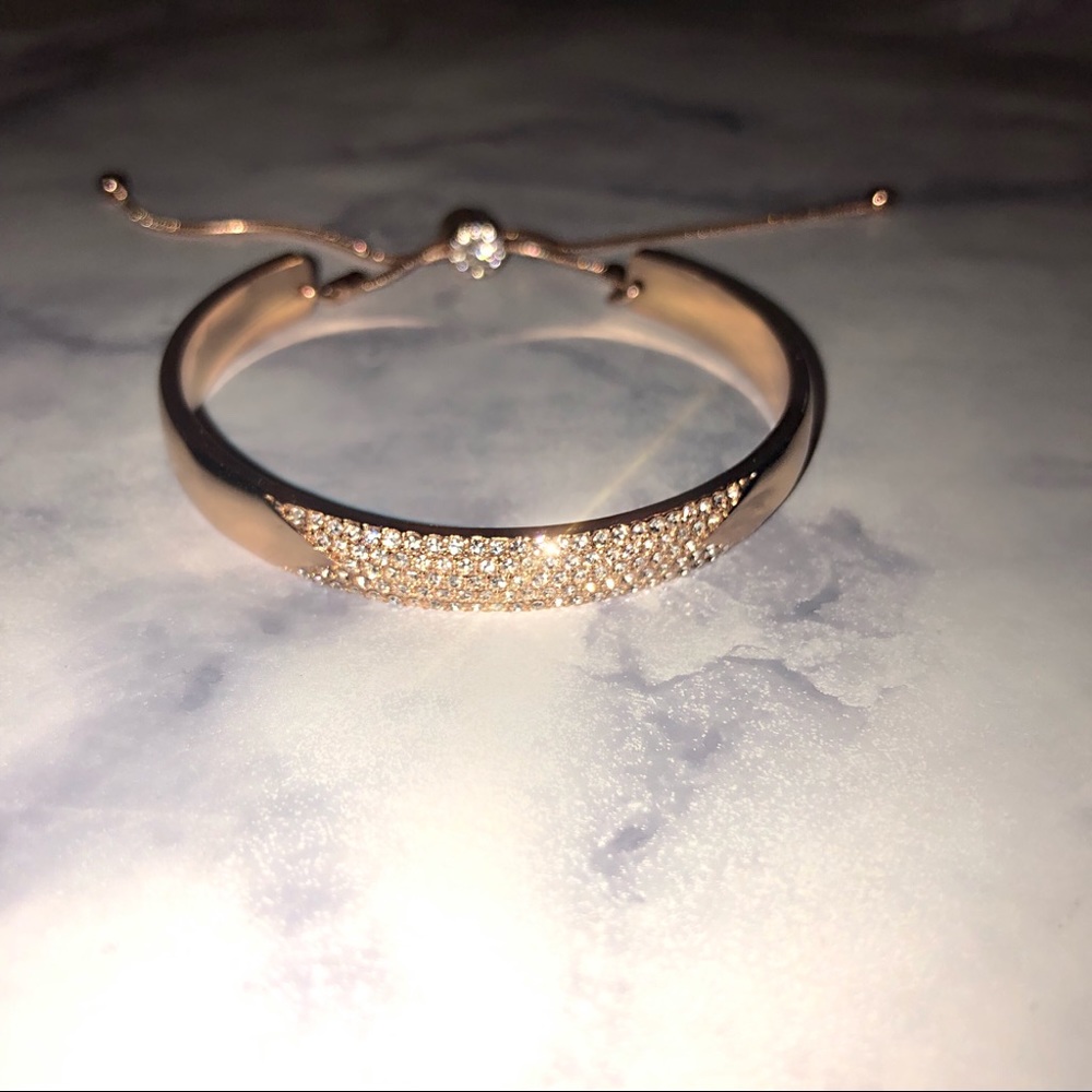 Gold and diamond bracelet